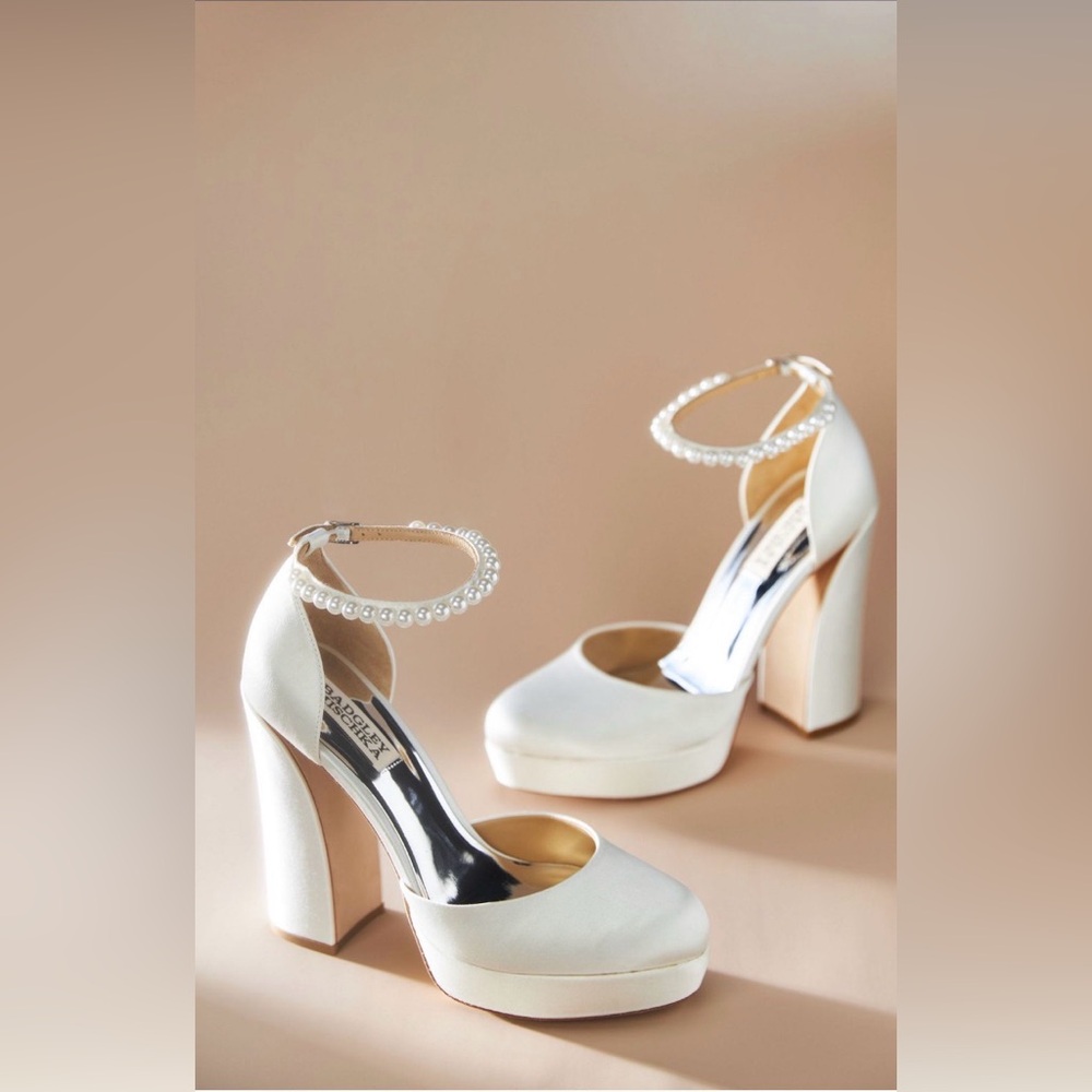 Badgley Mischka Heels - Size 10